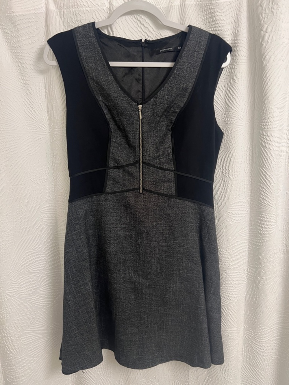 Portmans Black and Gray V-Neck Panelled Mini Dress with Front Zip